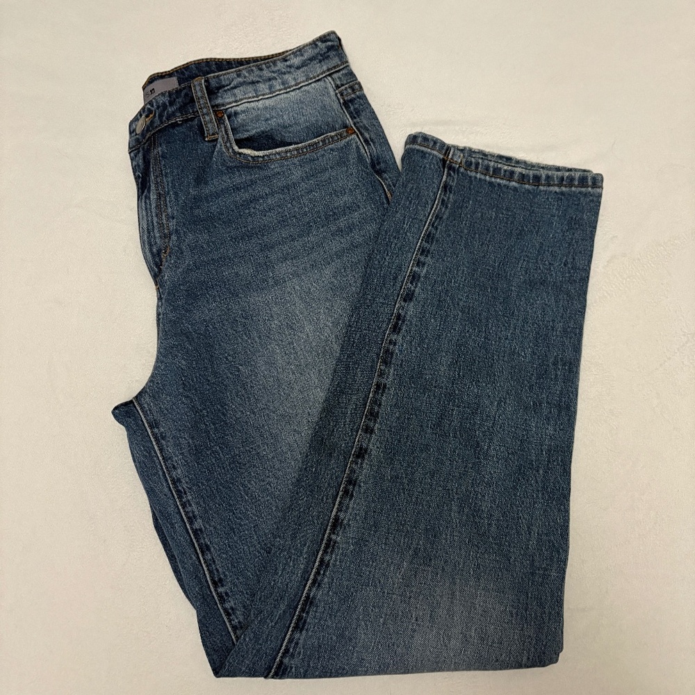 Joe’s straight leg jeans